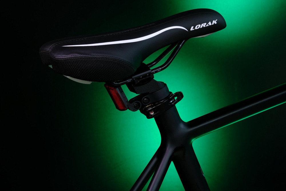 LORAK Sel 9000 8 sp Матовый Чёрный/Зелёный 21р (на рост 183-190)