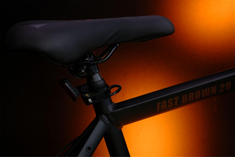 LORAK Fast Brown 29 Матовый Чёрный рама 17 (на рост 165-175)